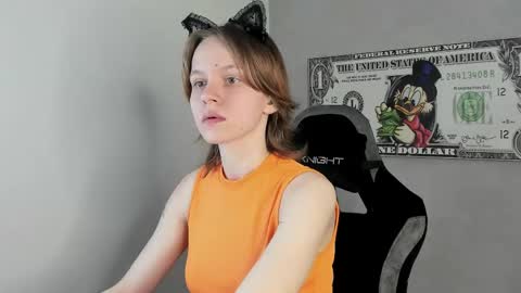 Milena online show from May 2026 01:44:02 AM