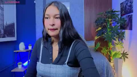 Milenka   online show from May 2026 08:36:01 PM