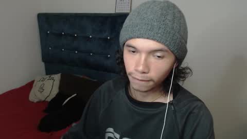 milesxoxo6969 online show from November 2025 06:18:02 PM