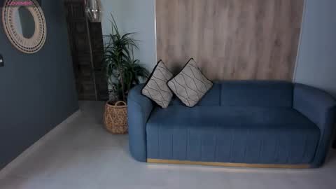 Miley Cruz  IG miley model23 online show from September 2025 07:46:02 PM