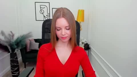 Snapshot of mileygloss chatting on January 2026 11:25:01 AM mileygloss online show from January 2026 11:25:01 AM