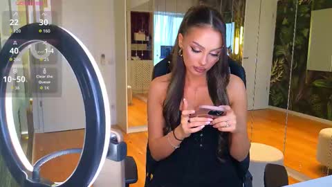 Miley Sin online show from February 2026 12:09:01 PM