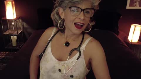 Fabiola online show from May 2026 01:11:02 AM