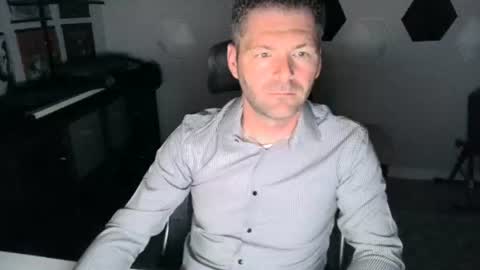 Snapshot of milf_hunter567 chatting on October 2025 11:32:02 AM milf_hunter567 online show from October 2025 11:32:02 AM