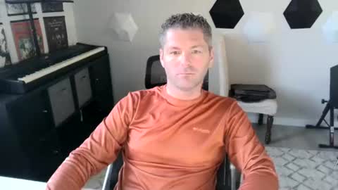 Snapshot of milf_hunter567 chatting on October 2025 02:06:02 PM milf_hunter567 online show from October 2025 02:06:02 PM
