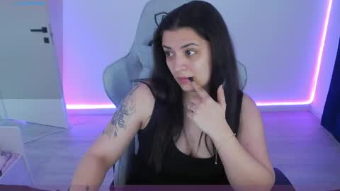 Snapshot of milf_isa chatting on April 2026 08:59:01 AM Isabelle online show from April 2026 08:59:01 AM