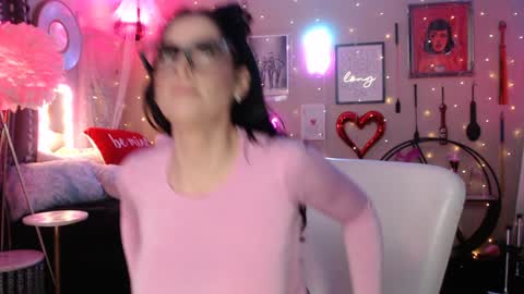 Milf Lacey online show from January 2025 08:48:01 PM