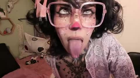 Isabella online show from April 2026 05:30:01 PM