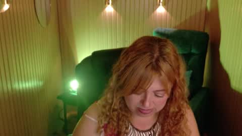 Snapshot of milfarlet chatting on March 2026 03:40:02 PM Arlet online show from March 2026 03:40:02 PM