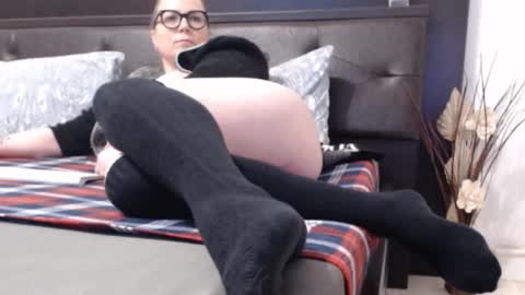 Snapshot of milfbiglips38 chatting on January 2025 05:21:02 AM milfa online show from January 2025 05:21:02 AM