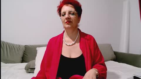 Milfsupreme online show from February 2026 10:06:01 PM