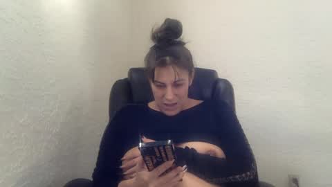 Snapshot of milfsfreaky69 chatting on February 2025 06:06:01 PM BabygirlsFreaky online show from February 2025 06:06:01 PM