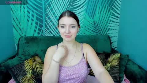 Snapshot of milinafox chatting on March 2025 01:12:01 AM milinafox online show from March 2025 01:12:01 AM