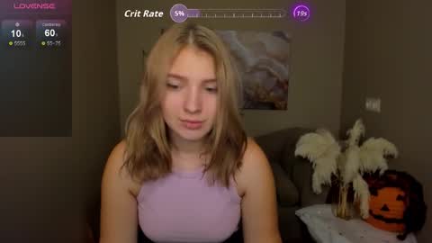 milinafox online show from November 2025 03:08:02 AM