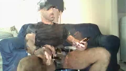 Snapshot of militaryx chatting on April 2026 08:09:01 PM militaryx online show from April 2026 08:09:01 PM