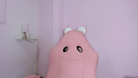 S O F I A online show from November 2025 11:20:01 AM