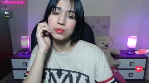 Snapshot of milk_little4u chatting on November 2025 10:59:02 PM luci online show from November 2025 10:59:02 PM