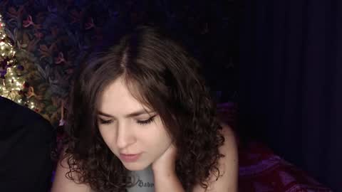 Stella and Neo online show from January 2025 11:48:02 PM