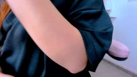 Snapshot of milk_zafira chatting on November 2025 12:20:02 AM milk_zafira online show from November 2025 12:20:02 AM