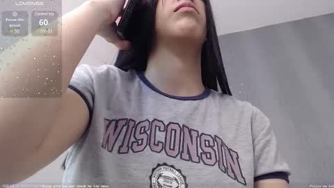 Snapshot of milker_amira chatting on March 2025 01:10:02 PM Amira online show from March 2025 01:10:02 PM