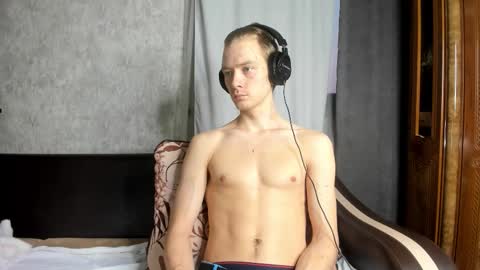 Isaac online show from November 2025 03:39:02 AM