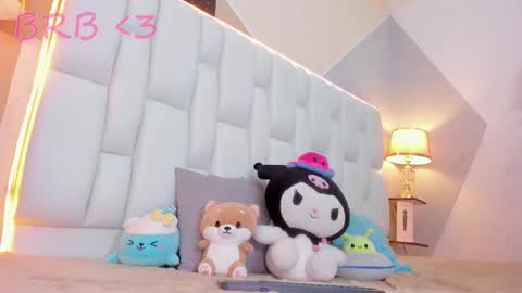 Michelle  online show from September 2025 12:29:02 PM