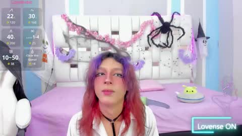 Michelle  online show from October 2025 08:58:01 PM