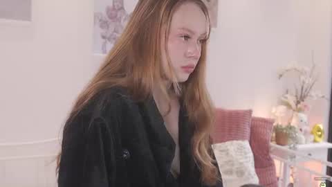 milky_0 online show from July 2026 07:20:02 PM