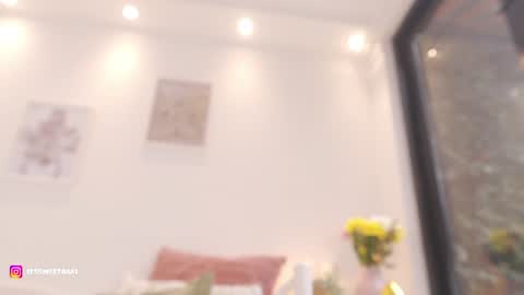 milky_0 online show from July 2026 07:23:02 PM