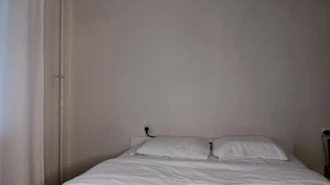 milky__way_ online show from November 2025 12:05:01 PM