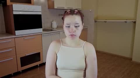 milky_basement online show from October 2025 10:03:02 AM