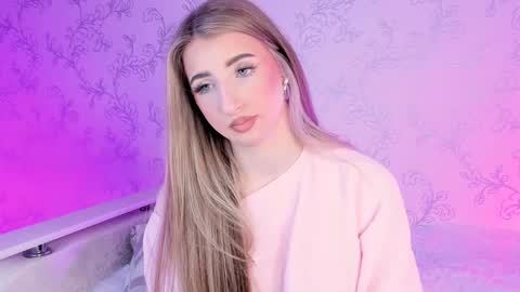 Vivian online show from January 2025 02:47:01 PM