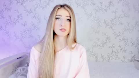 Vivian online show from February 2025 07:12:02 AM