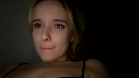 Snapshot of milkybaby269137 chatting on December 2024 08:15:02 PM milkybaby269137 online show from December 2024 08:15:02 PM