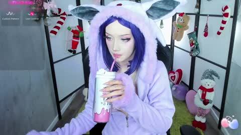Snapshot of milkycute chatting on January 2025 09:52:01 PM milky cute online show from January 2025 09:52:01 PM