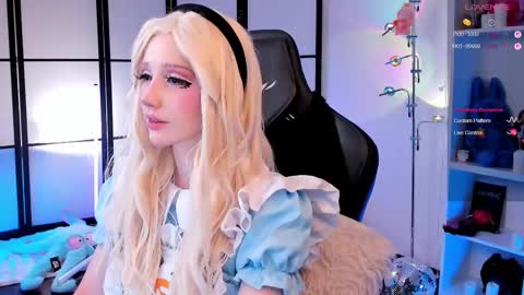 milky cute online show from February 2026 12:59:01 AM