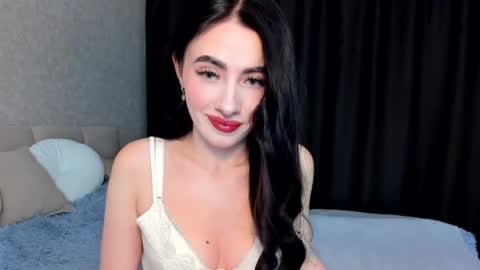 Snapshot of milla__moore chatting on September 2025 05:29:02 PM milla moore online show from September 2025 05:29:02 PM