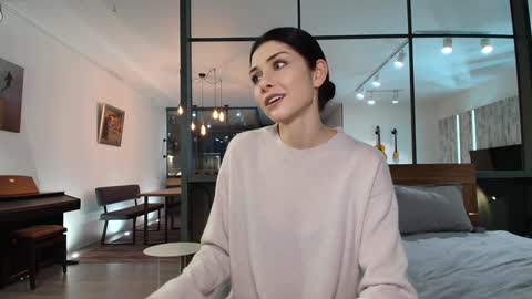 milla bella online show from March 2026 07:41:01 PM