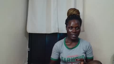 Snapshot of milla_nova chatting on November 2025 03:15:02 PM nova online show from November 2025 03:15:02 PM