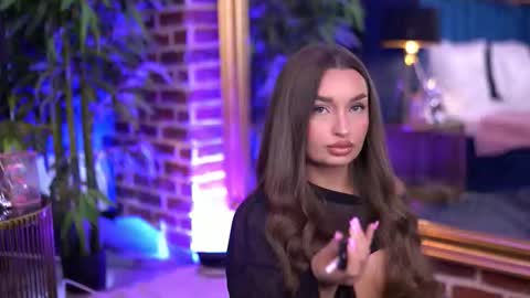 Snapshot of milla_serene chatting on November 2025 06:45:01 AM Milla online show from November 2025 06:45:01 AM