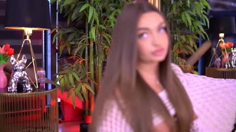 Snapshot of milla_serene chatting on February 2026 06:20:01 AM Milla online show from February 2026 06:20:01 AM