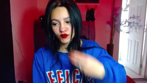 Snapshot of millacounisslosexanal chatting on September 2025 03:55:01 PM Violeta online show from September 2025 03:55:01 PM