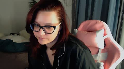 Snapshot of millapoolys chatting on December 2024 08:29:01 PM Milla online show from December 2024 08:29:01 PM