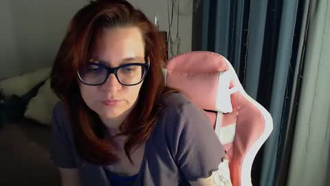 Snapshot of millapoolys chatting on January 2025 10:19:01 PM Milla online show from January 2025 10:19:01 PM