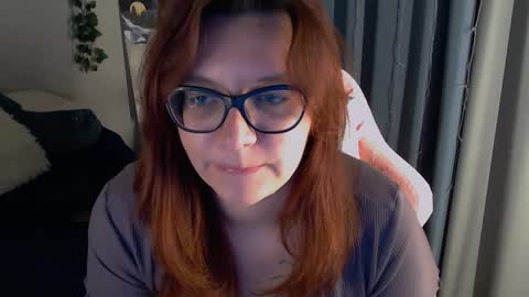 Snapshot of millapoolys chatting on November 2025 10:48:02 PM Milla online show from November 2025 10:48:02 PM