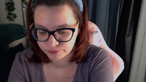 Snapshot of millapoolys chatting on November 2025 10:02:01 PM Milla online show from November 2025 10:02:01 PM