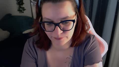 Snapshot of millapoolys chatting on December 2025 12:19:01 AM Milla online show from December 2025 12:19:01 AM