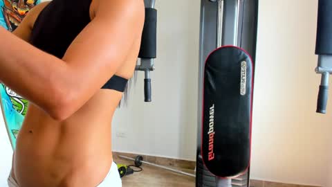 Snapshot of miller_fit_ chatting on January 2025 03:43:01 PM Lissa online show from January 2025 03:43:01 PM