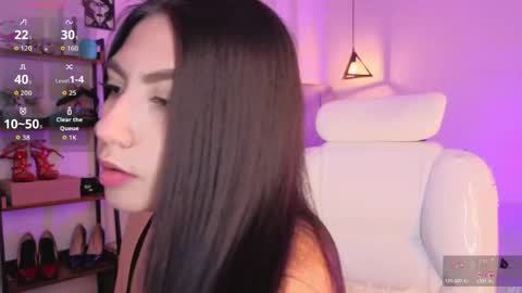 miller_vanessa_ online show from May 2026 08:46:02 PM