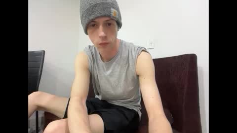 Snapshot of millerjdm chatting on September 2025 05:04:02 PM SlimnHungOH online show from September 2025 05:04:02 PM